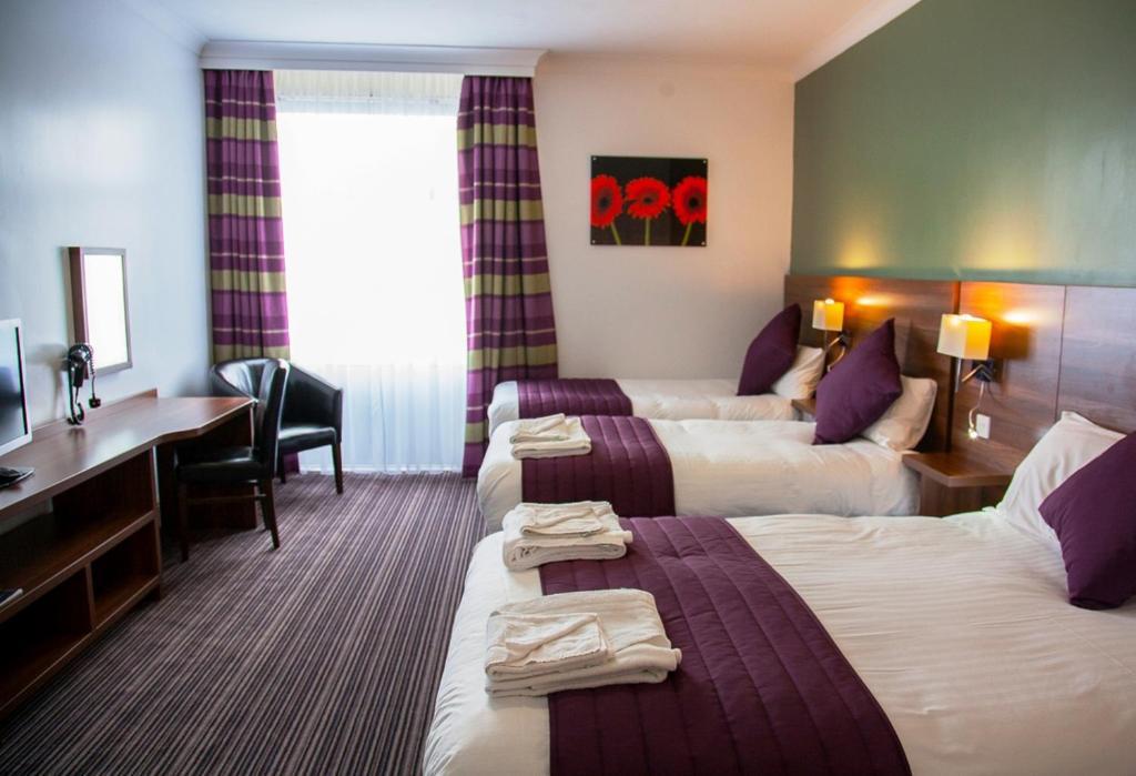Yorkshire Gateway Hotel South Milford Room photo