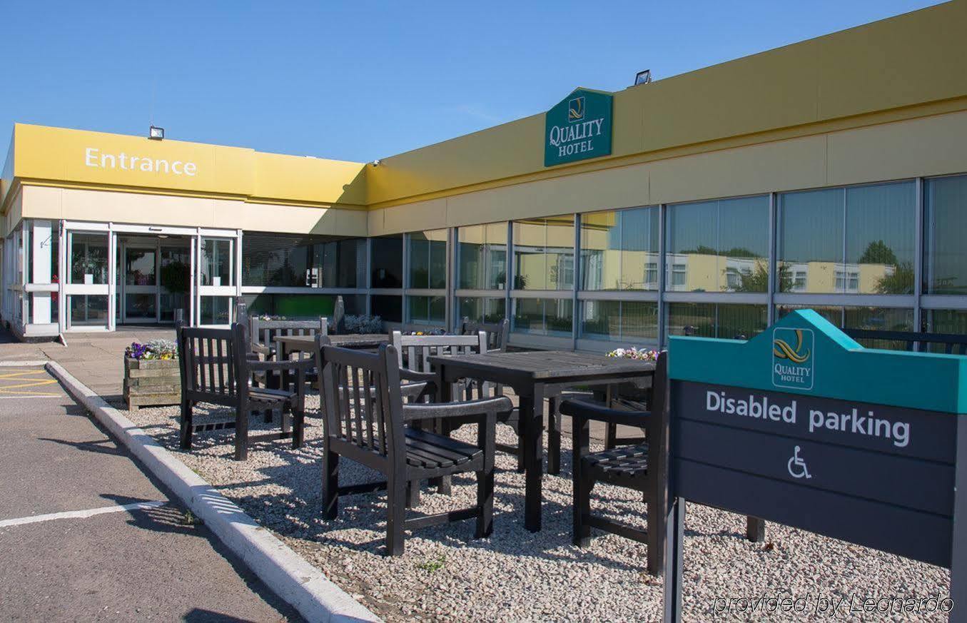 Yorkshire Gateway Hotel South Milford Exterior photo